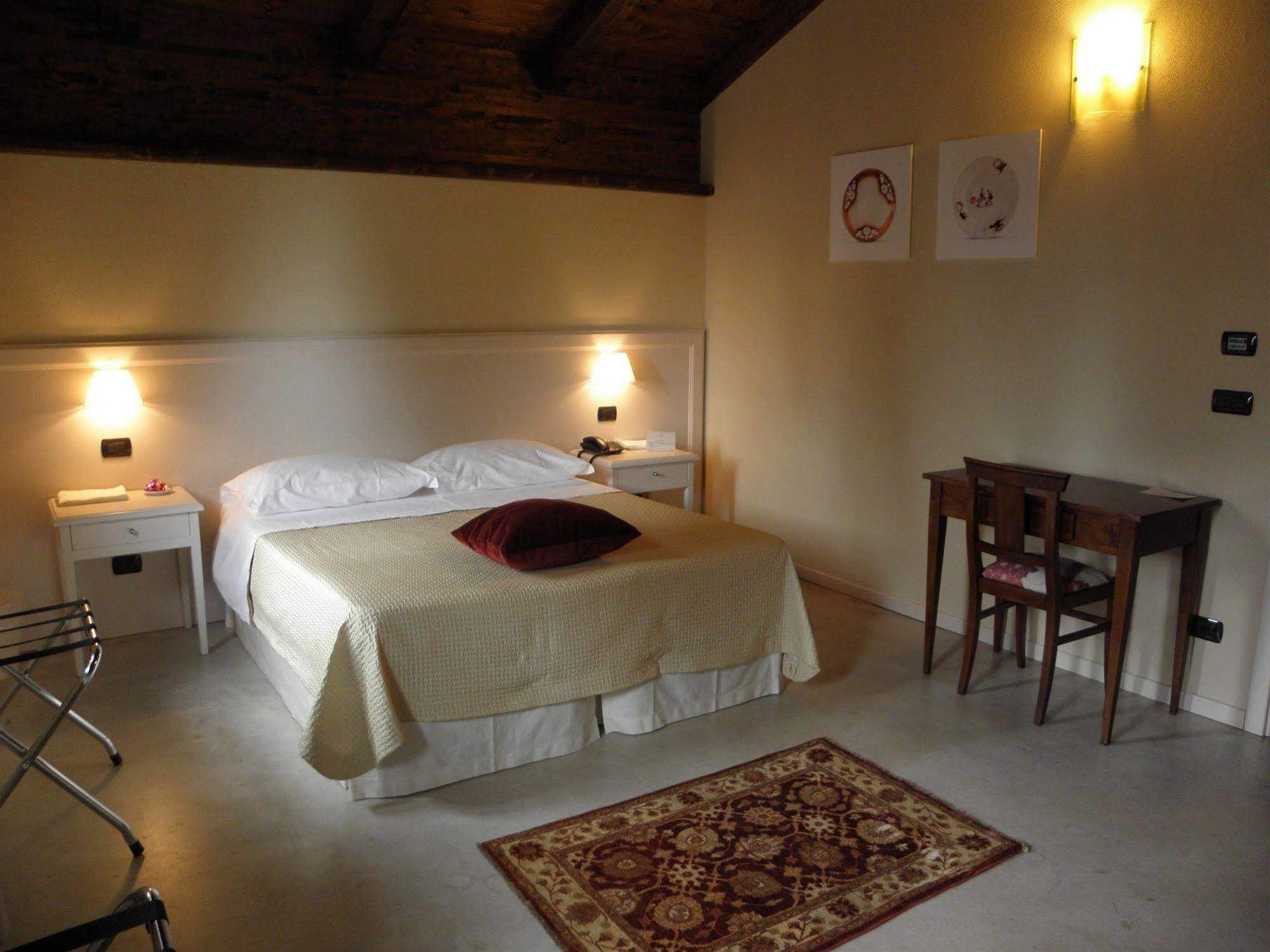 Albergo Della Ceramica Villanova Mondovì Eksteriør bilde